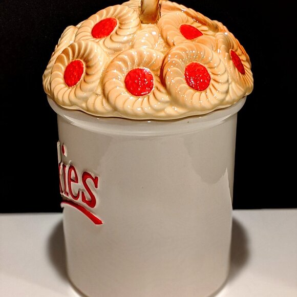 Munch-Time Berry Swirl Ceramic Cookie Jar - Picture 3 of 9